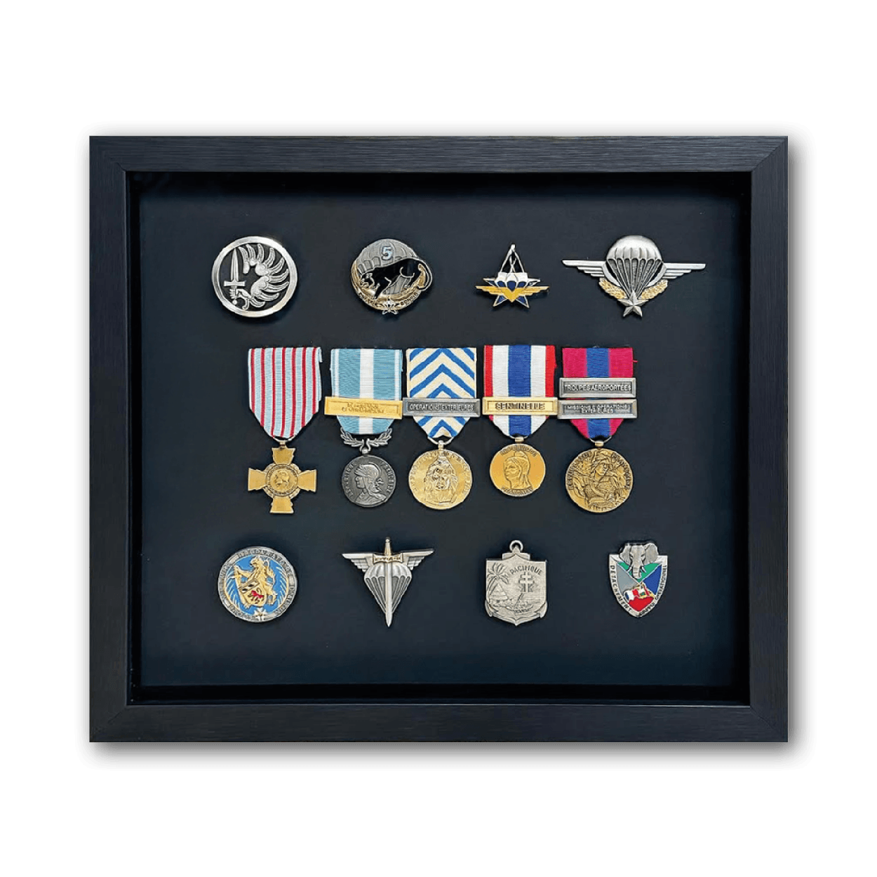 Encadrement sur mesure de médailles militaires