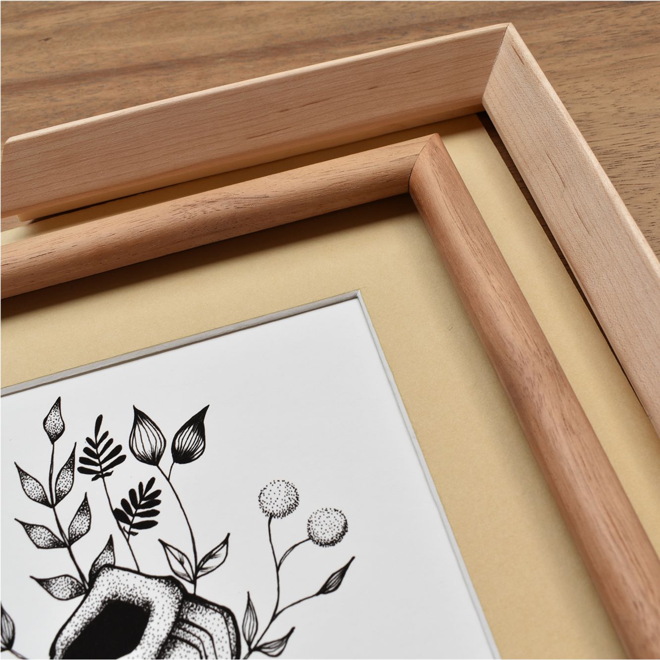encadrement-sur-mesure_montage_atelier